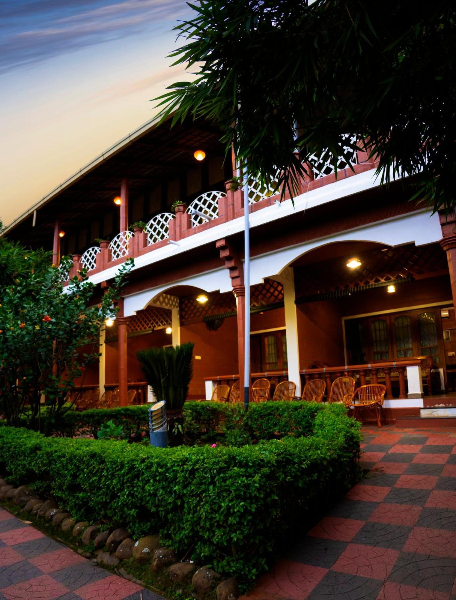 The Nest Inn Resort Masinagudi Extérieur photo