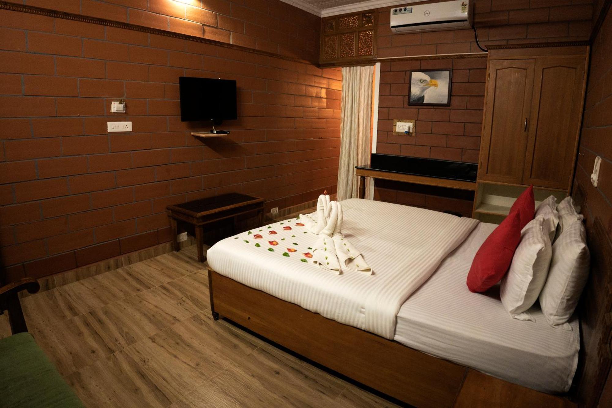 The Nest Inn Resort Masinagudi Extérieur photo